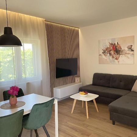 Apartamento Penny Epetium Stobreč Exterior foto